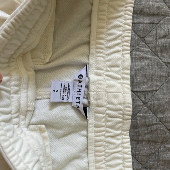 Beautiful summer joggers - Picture 2 of 3